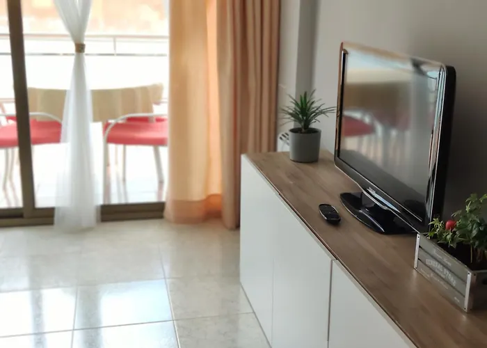 Apartamento A 150 Metros De La Playa En La Fosca